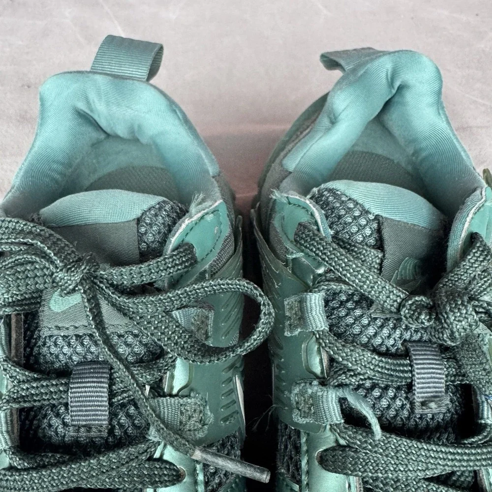 Size 8.5 - Nike V2K Run Bicoastal Vintage Green‎ W